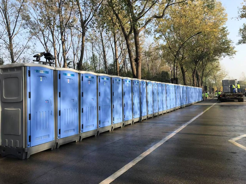 户外活动没厕所？临时移动厕所租赁让便利触手可及